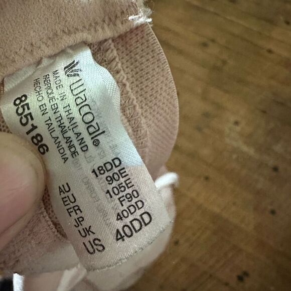 Wacoal retro chic full figure lacy unlined 40DD nude sexy bra - Picture 3 of 3